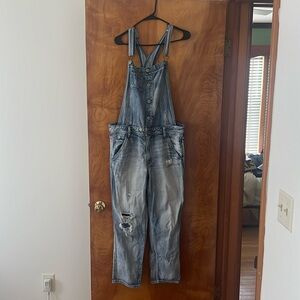 American Eagle overalls